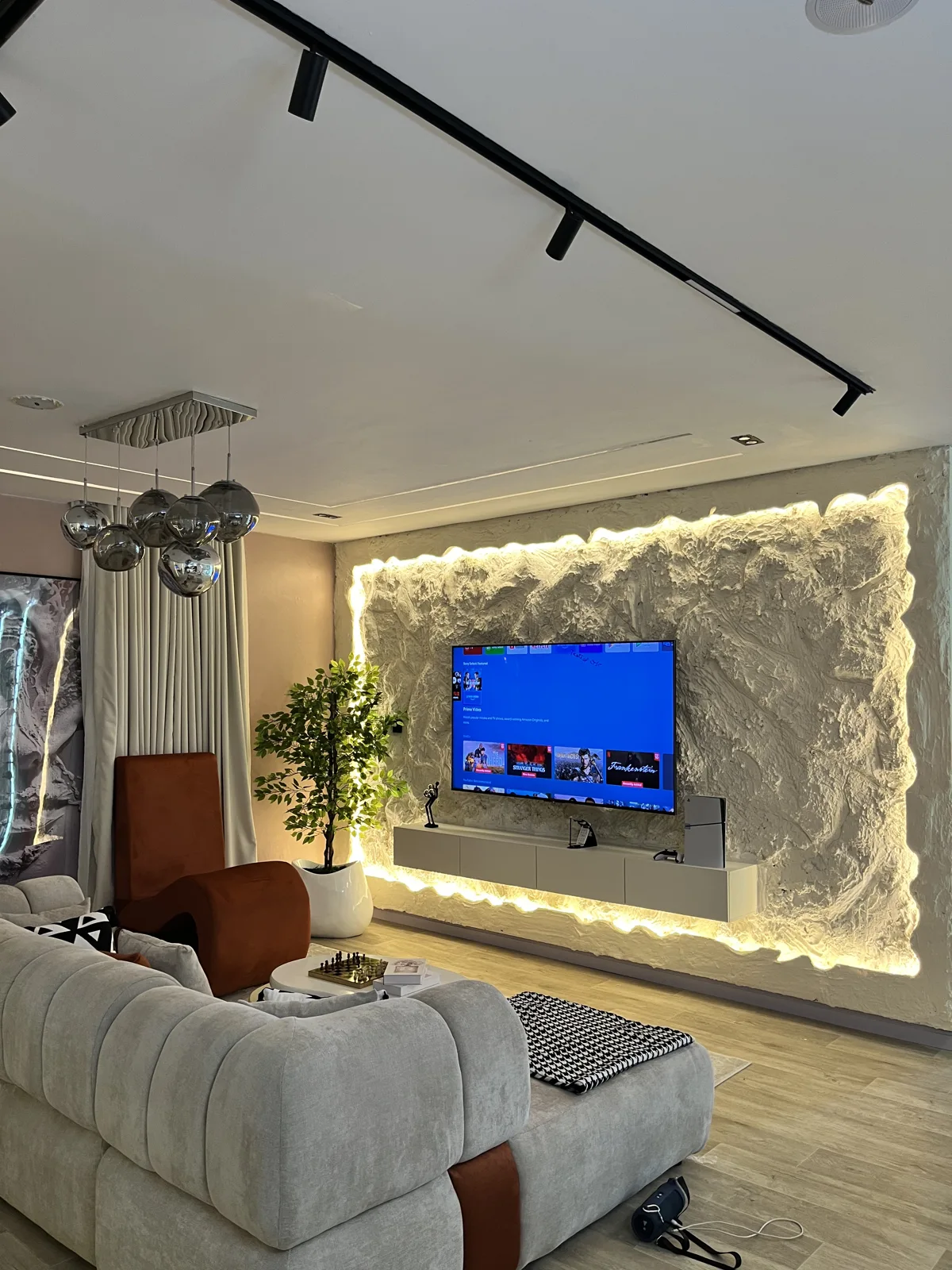 Destiny — living room, view 39