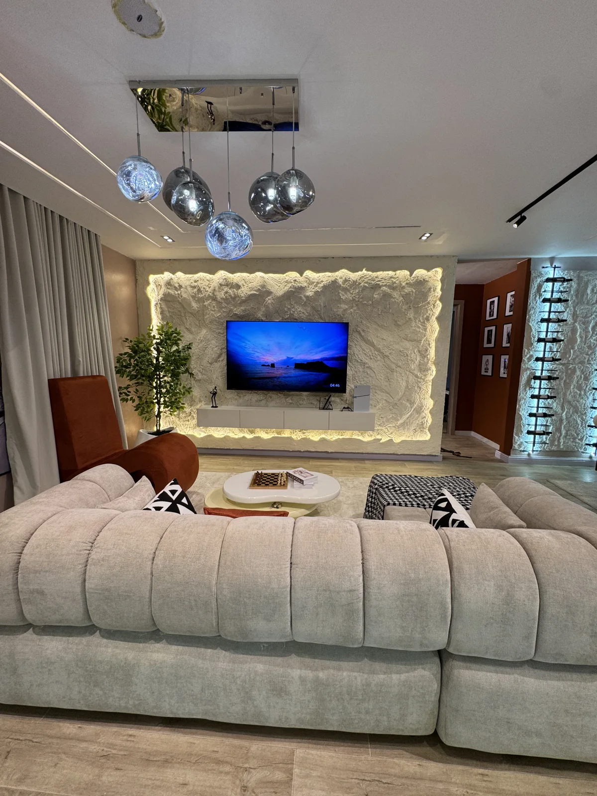 Destiny — living room, view 58