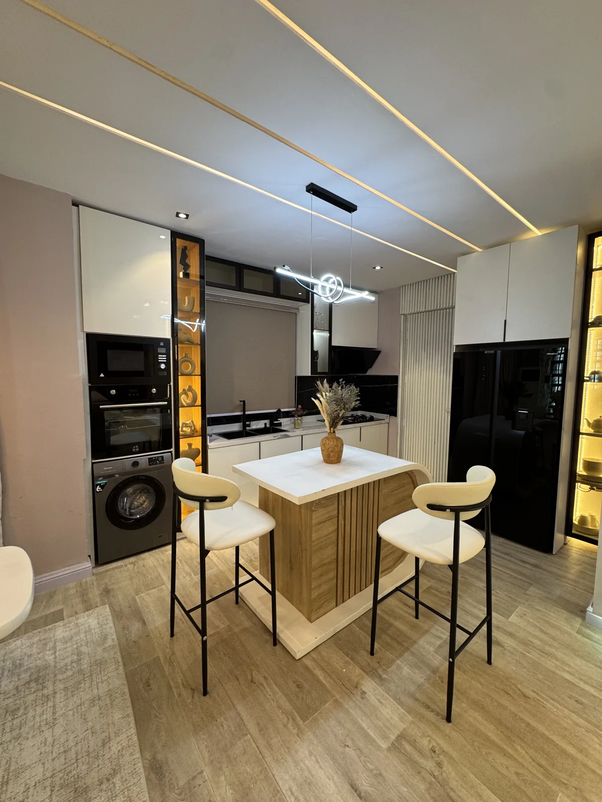 Destiny — kitchen and dining details, view 60