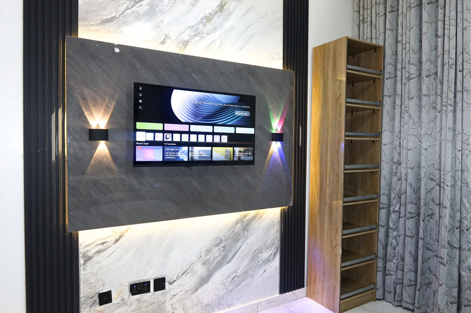 Ebony — bedroom interior, view 77