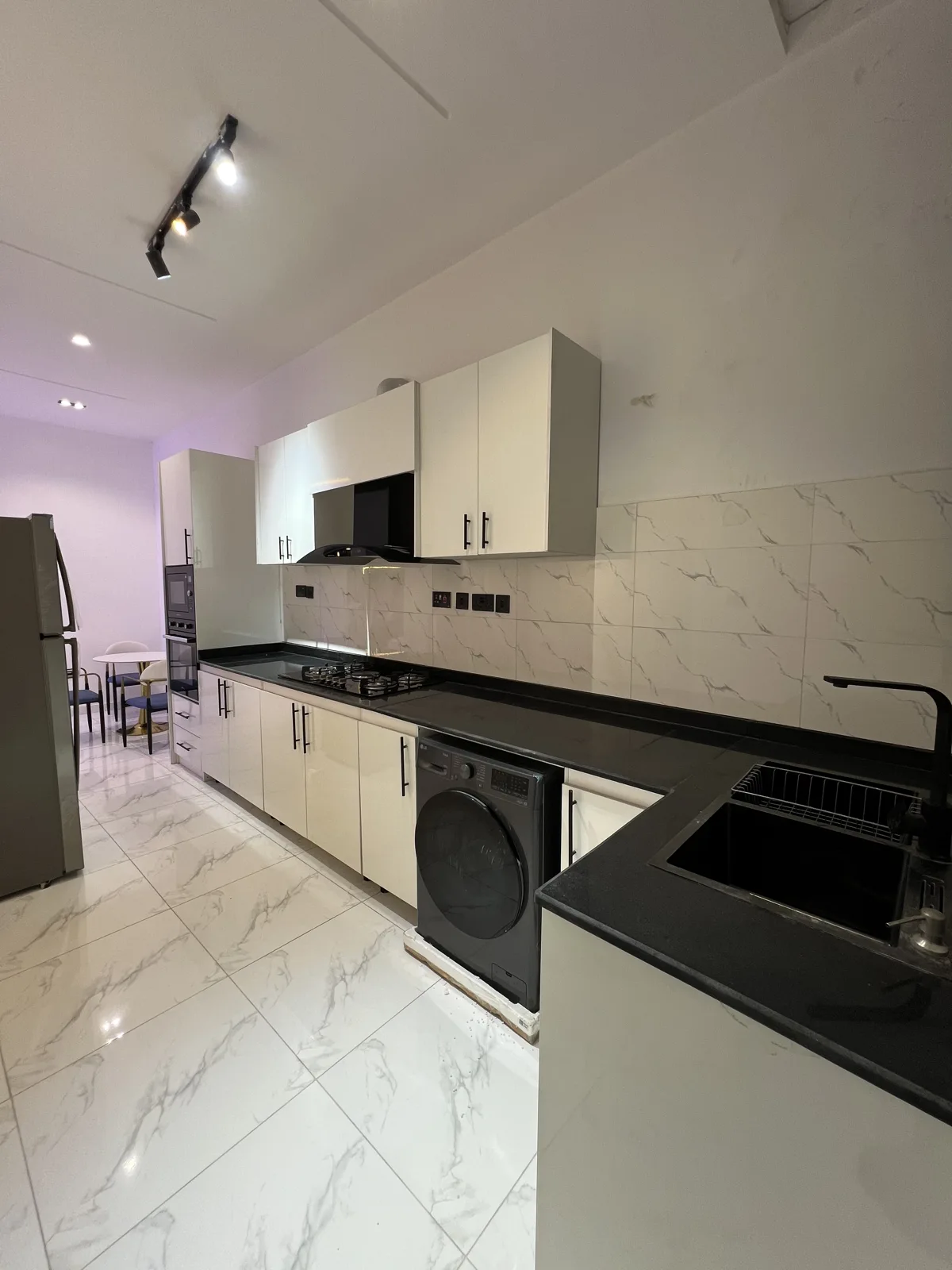 Ebony — kitchen and dining details, view 111
