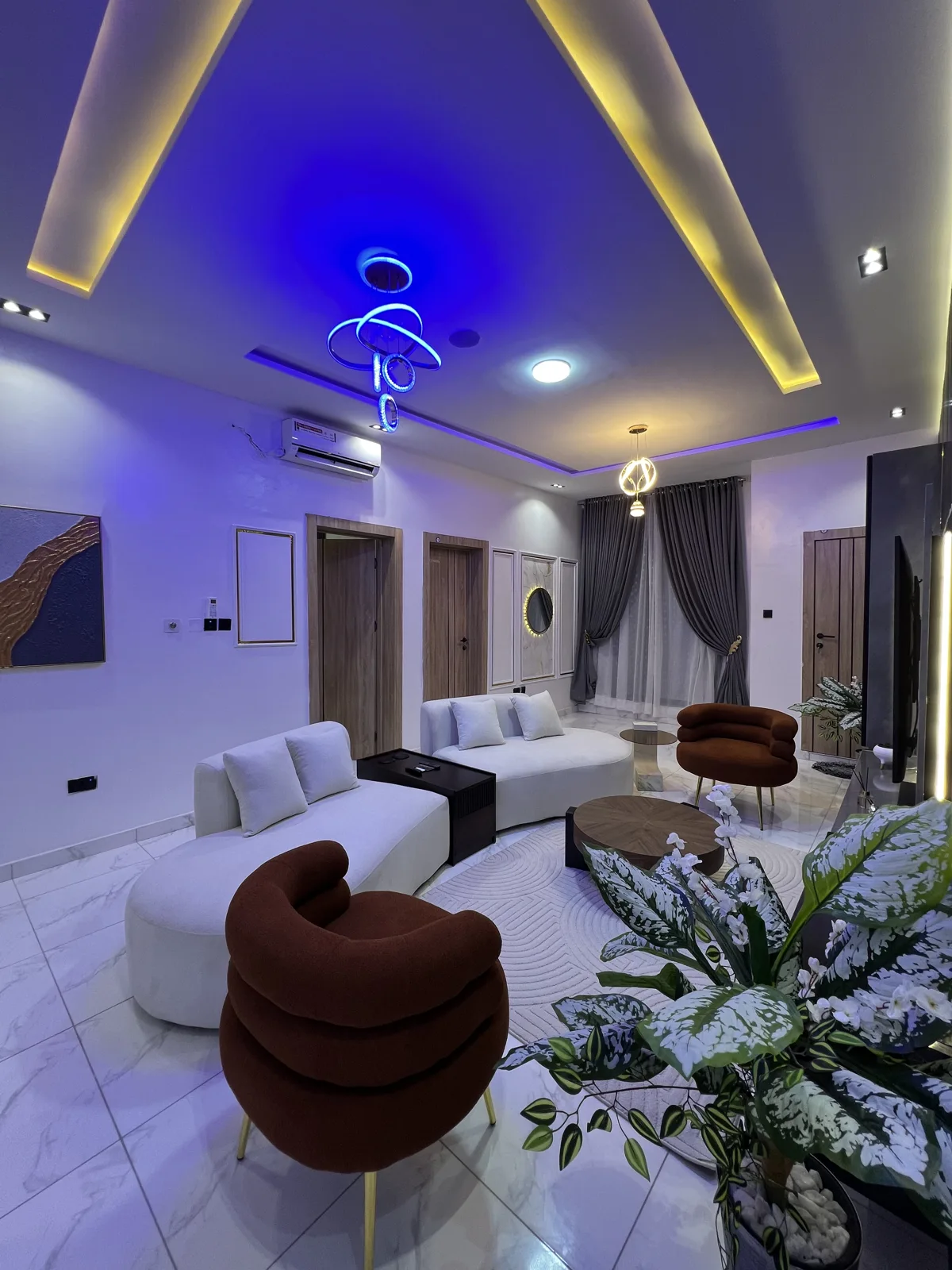 Ebony — living room, view 113
