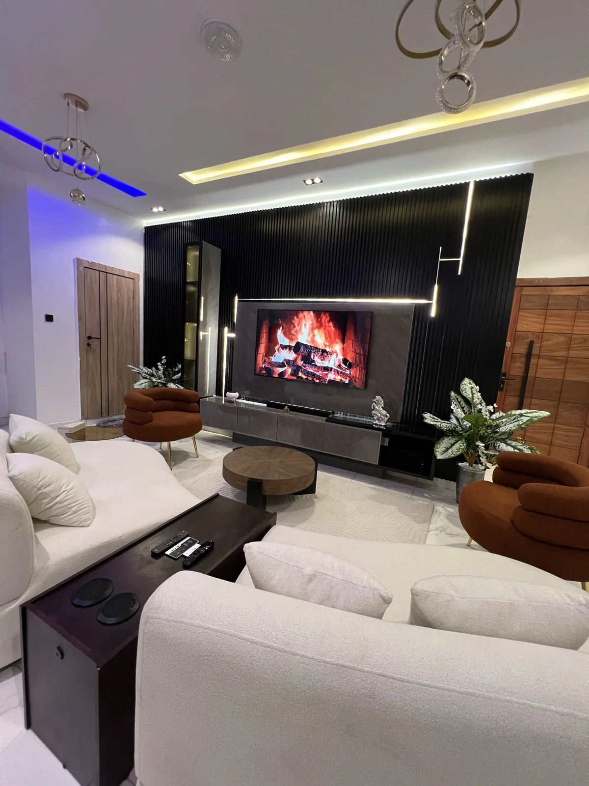 Ebony — living room, view 114