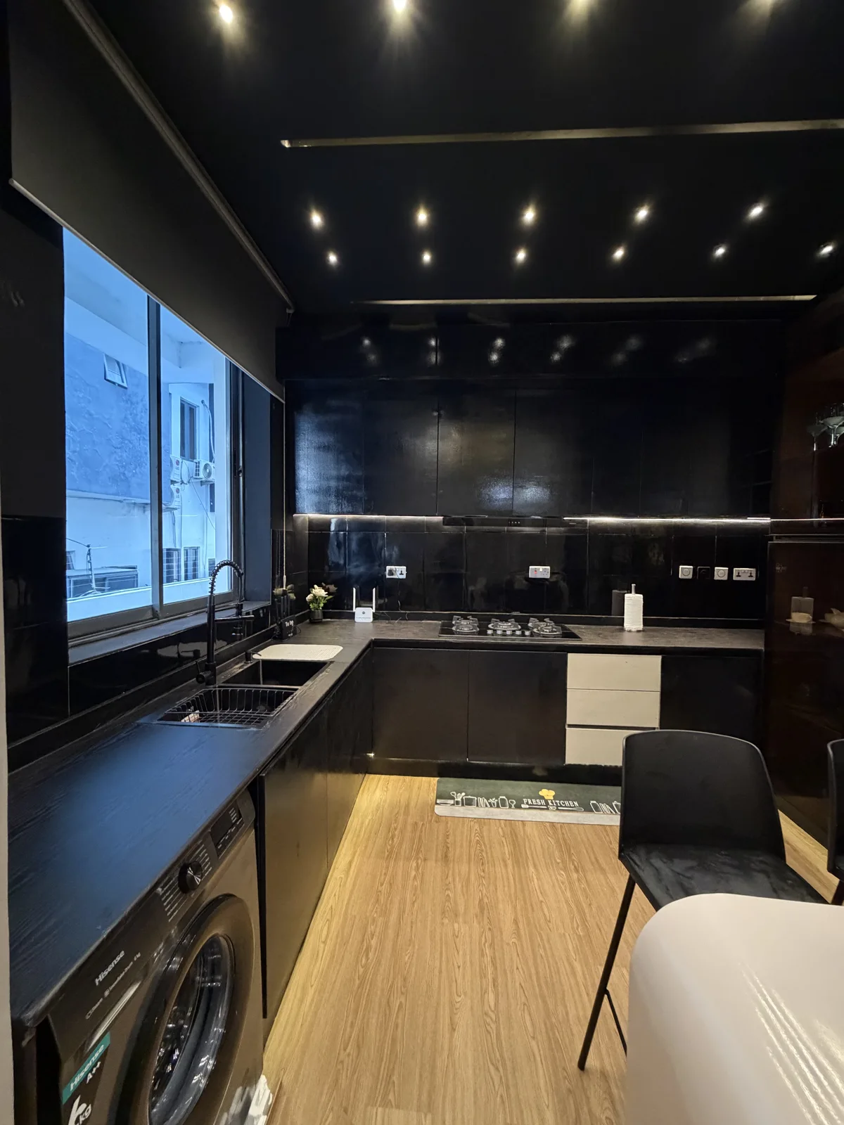 Lumina — kitchen and dining details, view 156