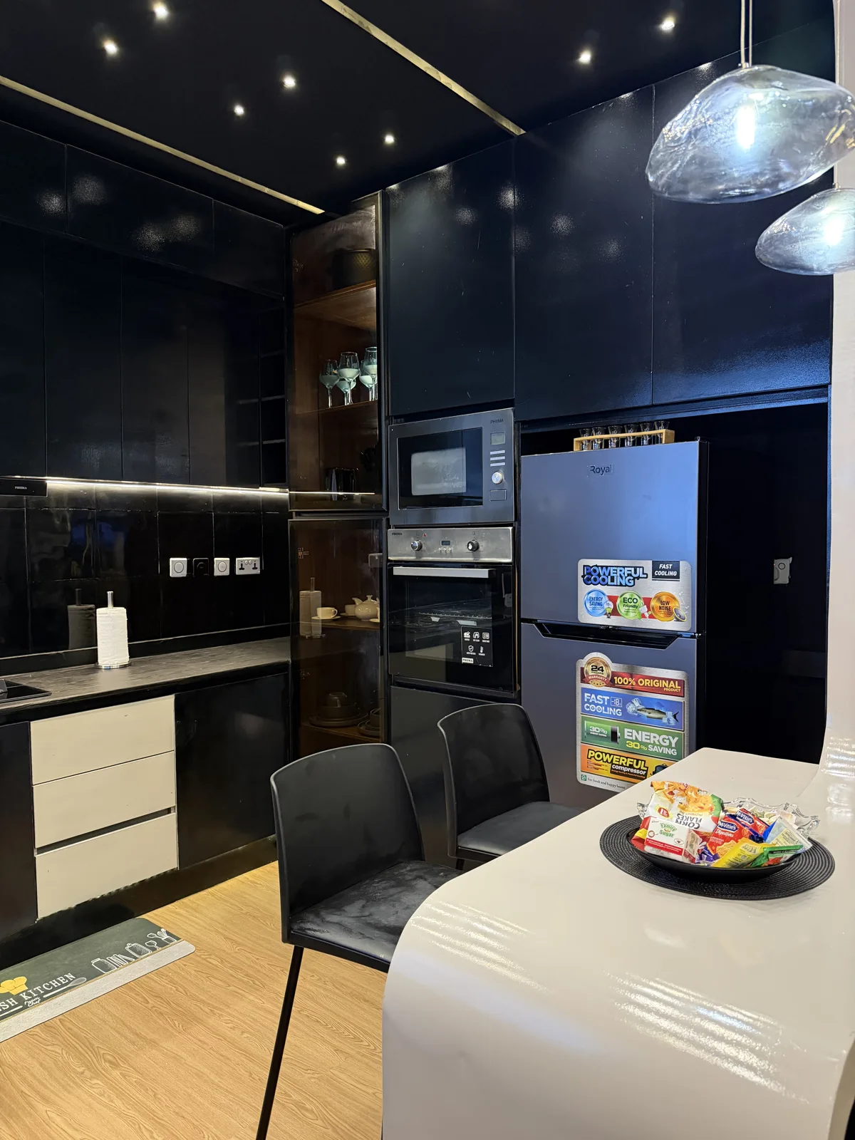 Lumina — kitchen and dining details, view 157