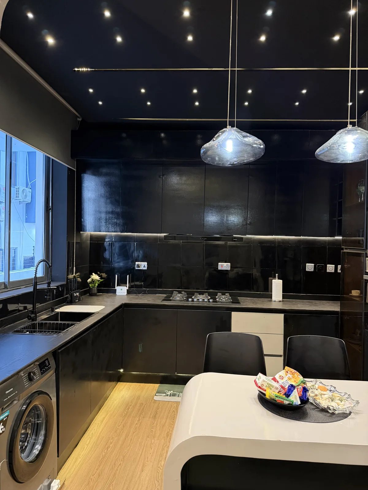 Lumina — kitchen and dining details, view 158